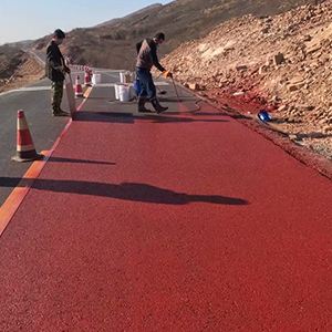 扬州一是彩钢瓦喷漆翻新，地面喷涂